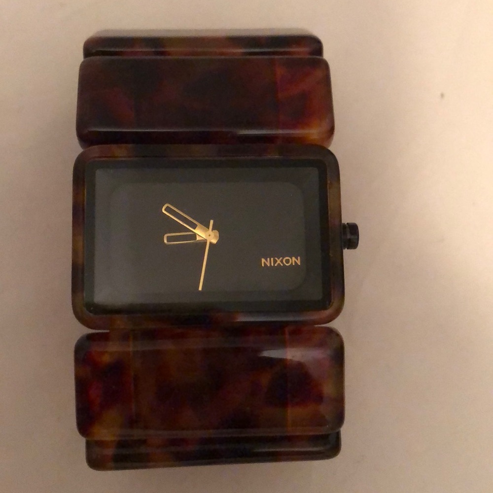 Nixon Block Watch